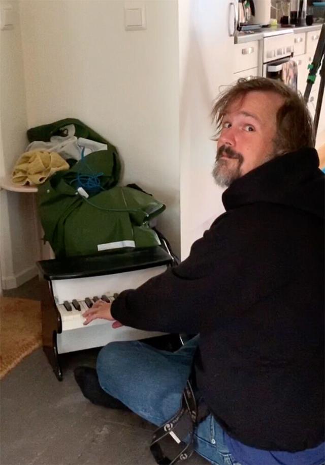 Skapa spänning med ljud och stämning - Kreativ skärmtid